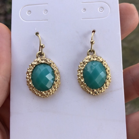 Jewelry - Teal Faceted Earrings 5/$25